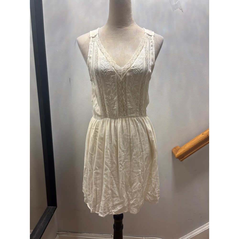 Forever 21 Lace Mini Dress Womens S Cream Boho Embroidered Sleeveless